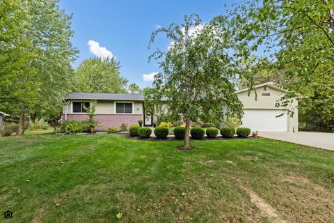 Photo of 4540 Central College Road, Westerville, OH 43081 (MLS # 225037982)