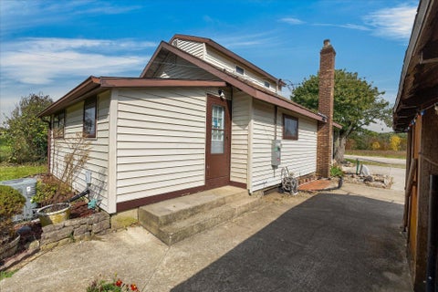 Tiny photo for 3992 White Road SE, Washington Court House, OH 43160 (MLS # 226039418)