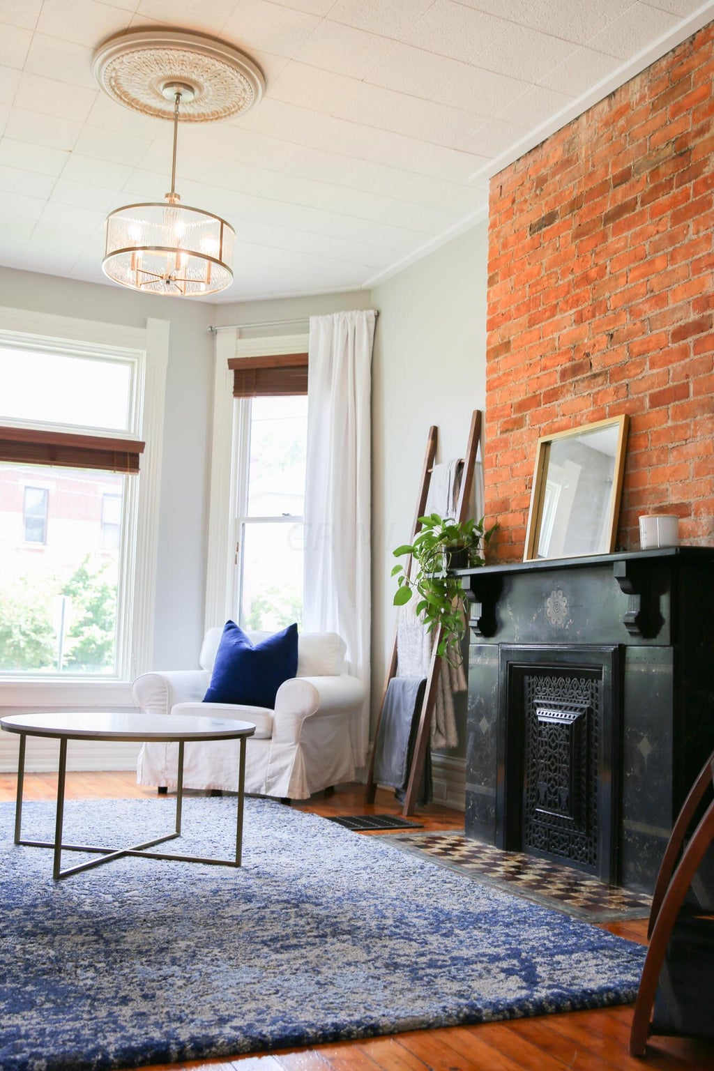 Photo of 195 W 1st Avenue, Columbus, OH 43201 (MLS # 226040509)