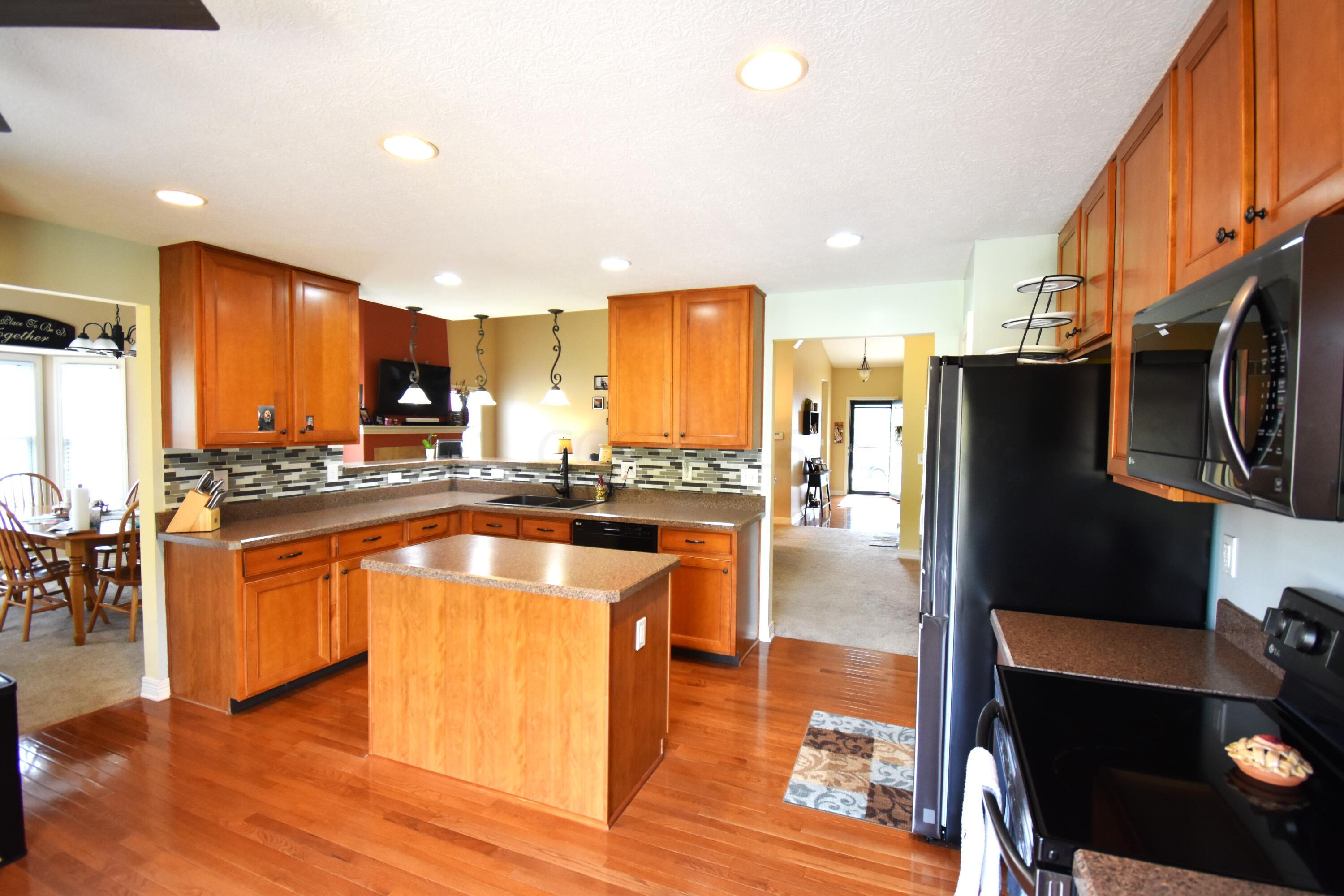 422 Wooster Street, Pickerington, Ohio image 11