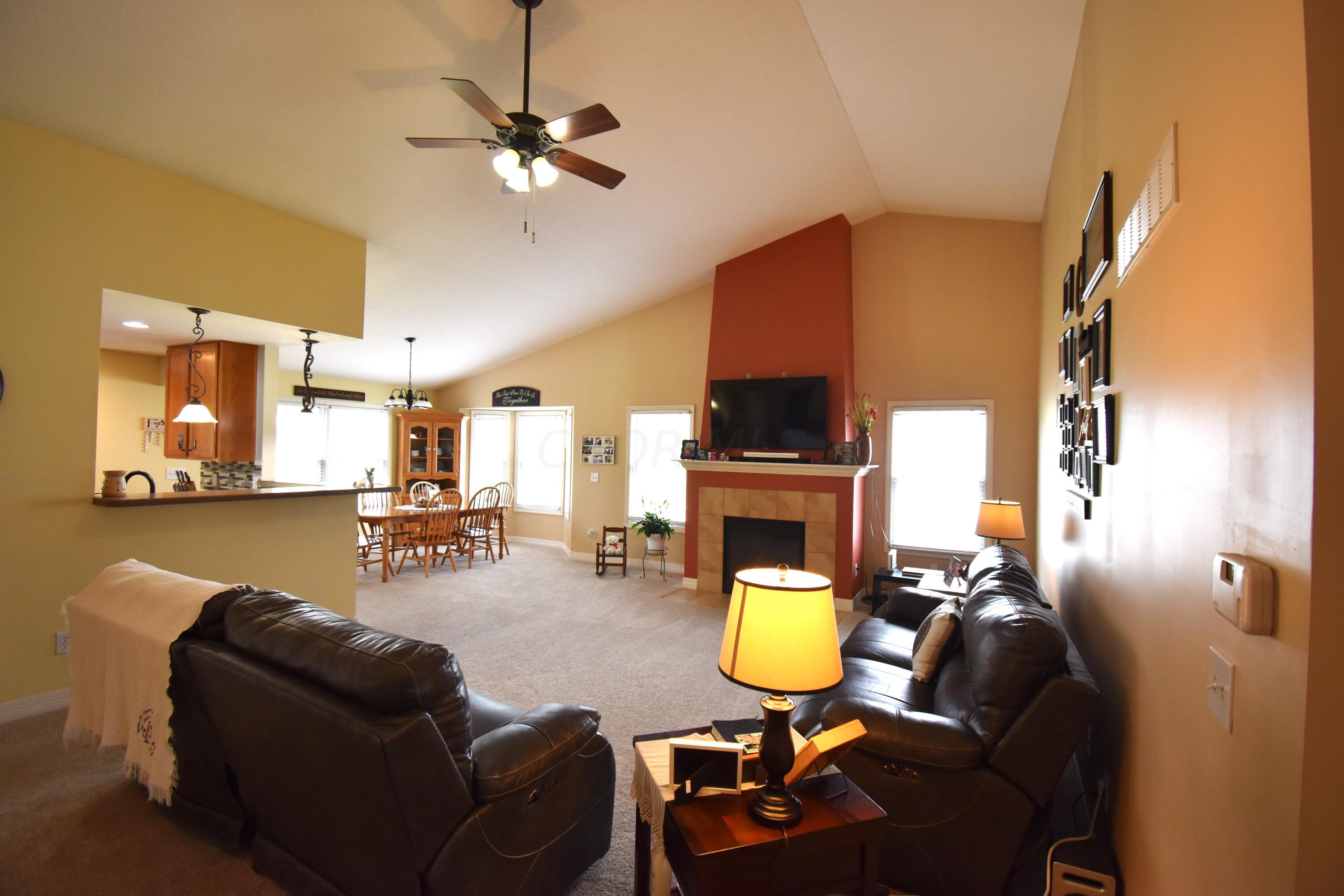 422 Wooster Street, Pickerington, Ohio image 3