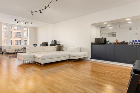 Tiny photo for 145 N High Street 400 #400, Columbus, OH 43215 (MLS # 226002910)