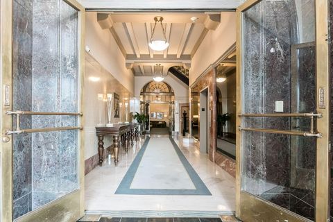 Tiny photo for 145 N High Street 400 #400, Columbus, OH 43215 (MLS # 226002910)