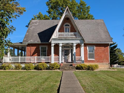 Photo of 613 E Gambier Street, Mount Vernon, OH 43050 (MLS # 225040542) Photo of 613 E Gambier Street, Mount Vernon, OH 43050 (MLS # 225040542)