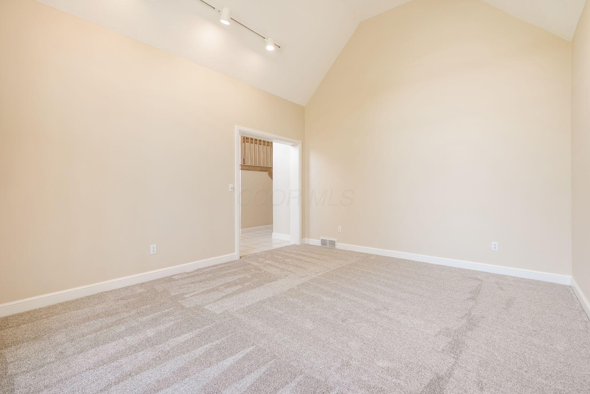 1354 Hemlock Court, Lancaster, Ohio image 20