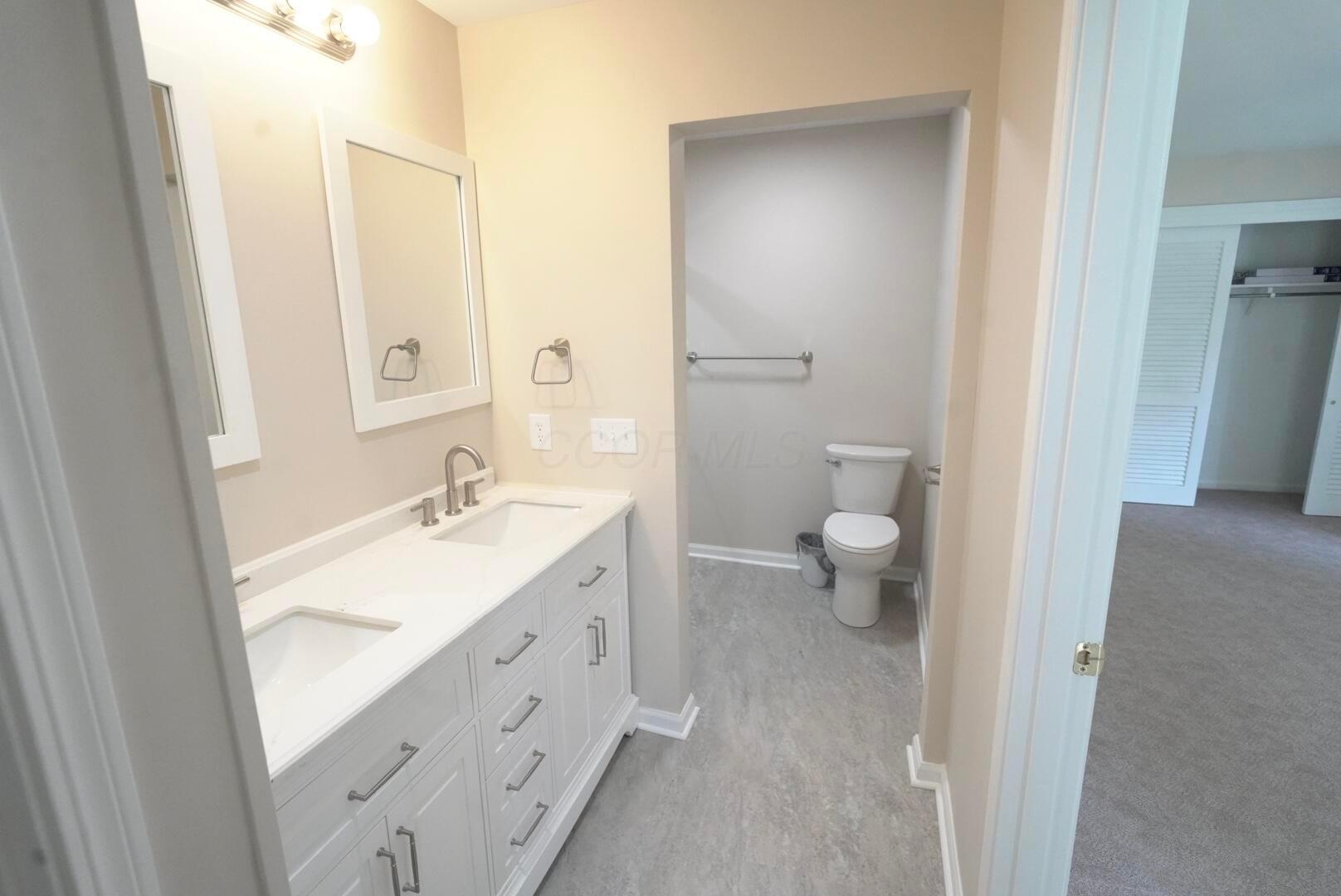 125 Crown Court, Lancaster, Ohio image 22