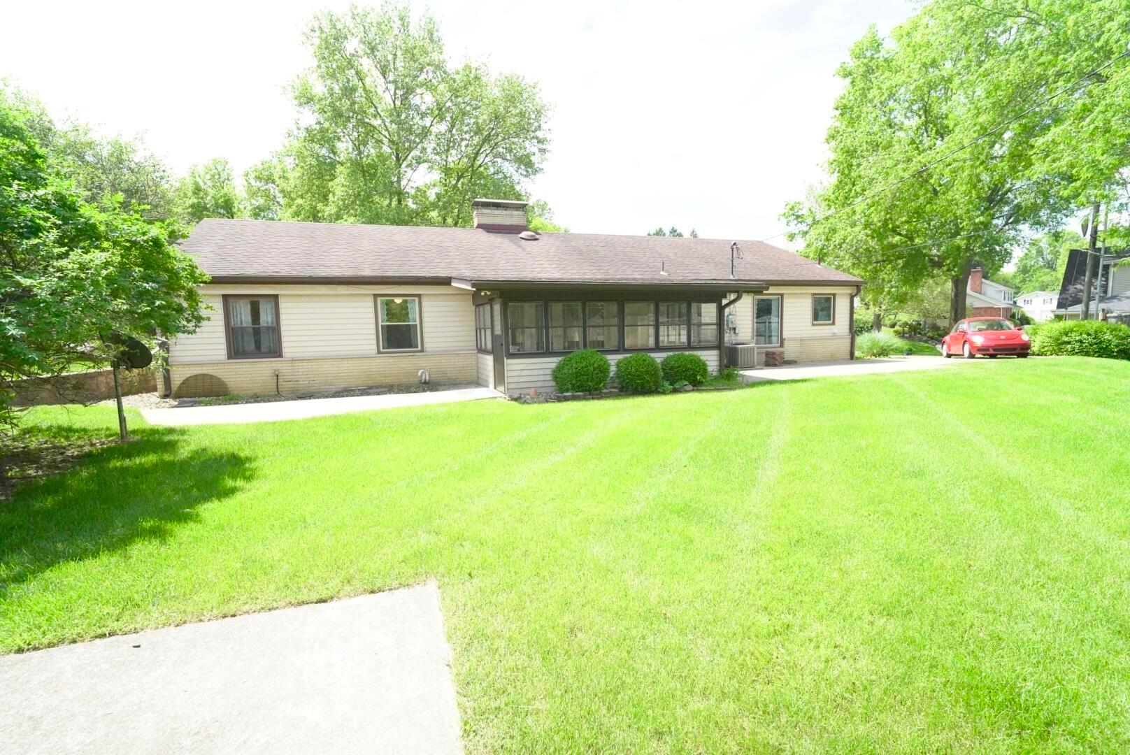 125 Crown Court, Lancaster, Ohio image 4