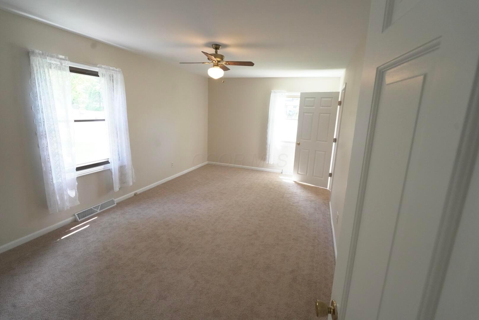 125 Crown Court, Lancaster, Ohio image 19