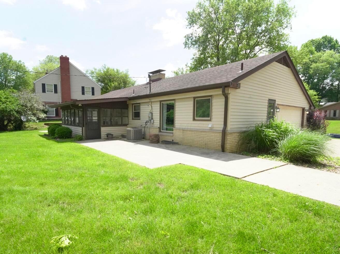 125 Crown Court, Lancaster, Ohio image 3