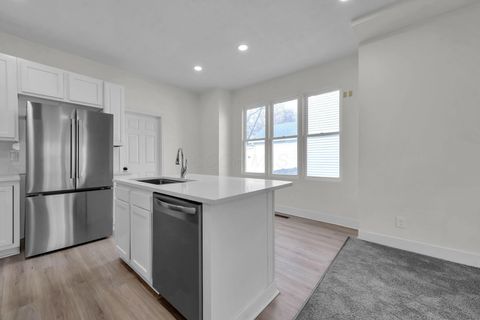 Tiny photo for 63 Stevens Avenue, Columbus, OH 43222 (MLS # 226000721)