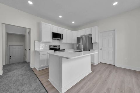 Tiny photo for 63 Stevens Avenue, Columbus, OH 43222 (MLS # 226000721)