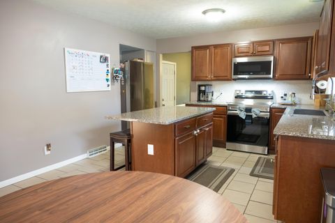 Tiny photo for 5022 Sienna Lane, Columbus, OH 43229 (MLS # 225041073)