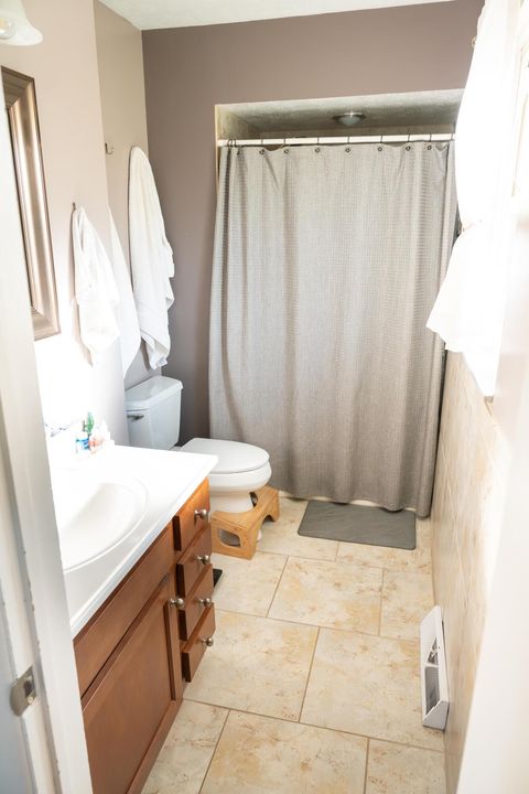 Tiny photo for 5022 Sienna Lane, Columbus, OH 43229 (MLS # 225041073)