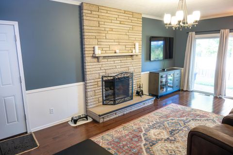 Tiny photo for 5022 Sienna Lane, Columbus, OH 43229 (MLS # 225041073)