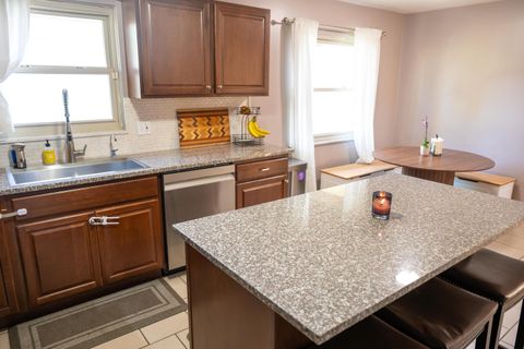 Tiny photo for 5022 Sienna Lane, Columbus, OH 43229 (MLS # 225041073)