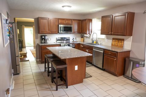 Tiny photo for 5022 Sienna Lane, Columbus, OH 43229 (MLS # 225041073)