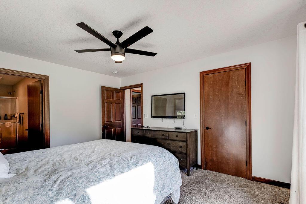 9476 Loches Road, Saint Louisville, Ohio image 28
