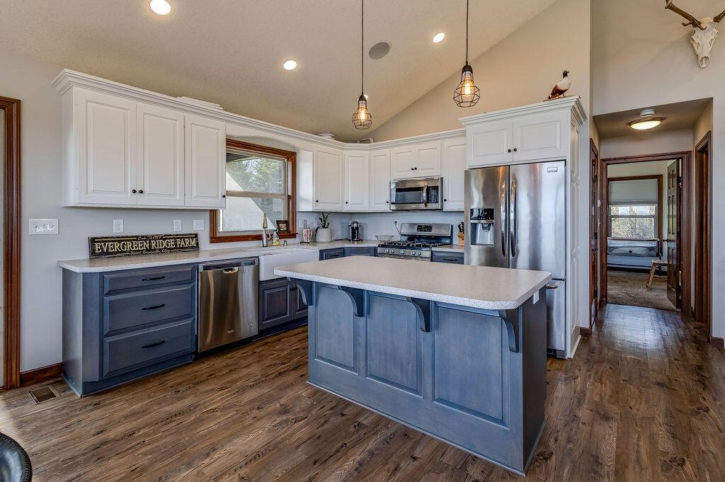 9476 Loches Road, Saint Louisville, Ohio image 18