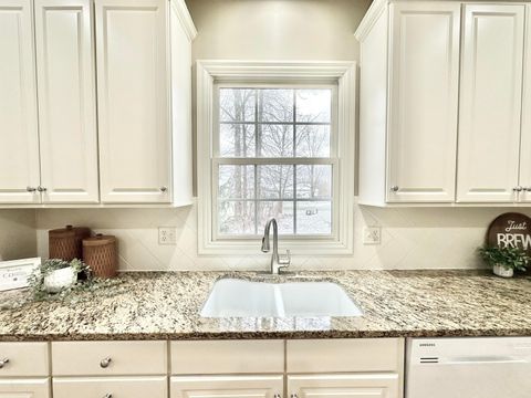 Tiny photo for 7040 Aly Dar Lane, Blacklick, OH 43004 (MLS # 226002255)