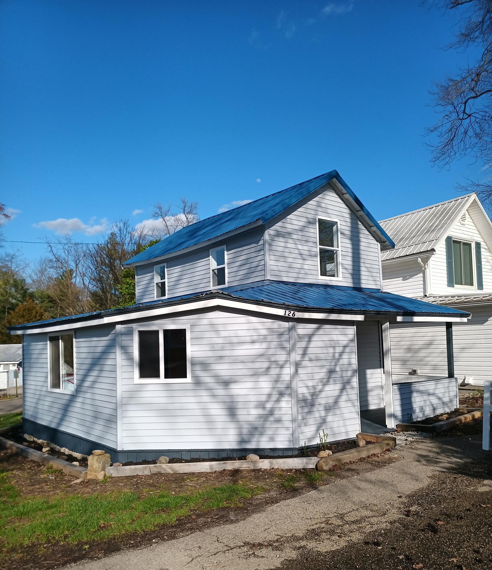 126 7th Street, Lancaster, Ohio image 2