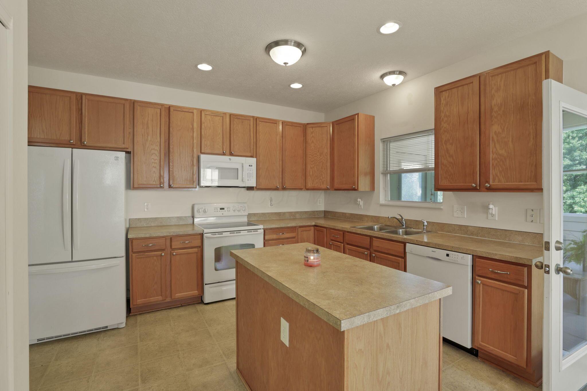 Westerville, Ohio 43081, United States, 2 Bedrooms Bedrooms, ,2 BathroomsBathrooms,Residential,Coming Soon,146311