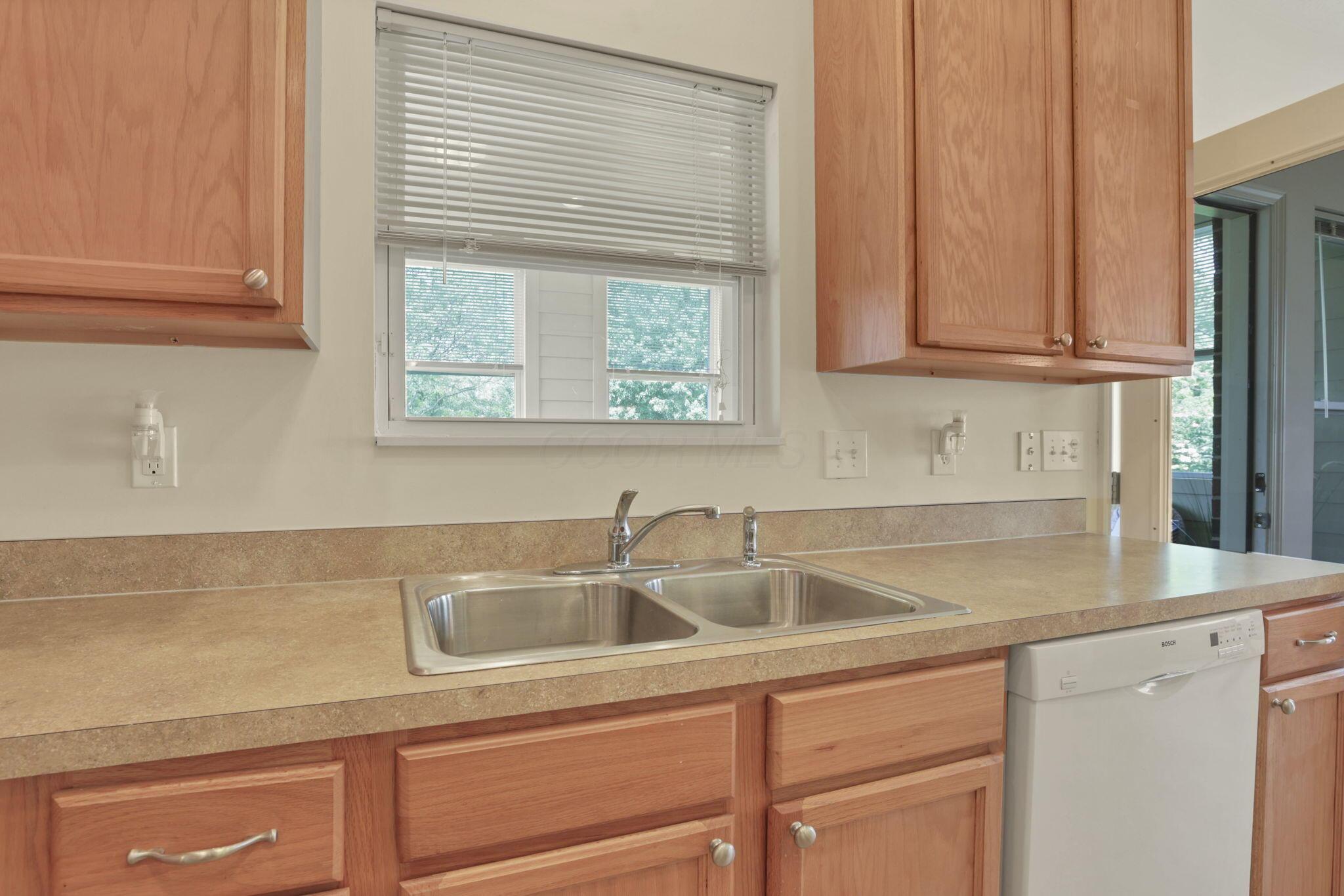 Westerville, Ohio 43081, United States, 2 Bedrooms Bedrooms, ,2 BathroomsBathrooms,Residential,Coming Soon,146311