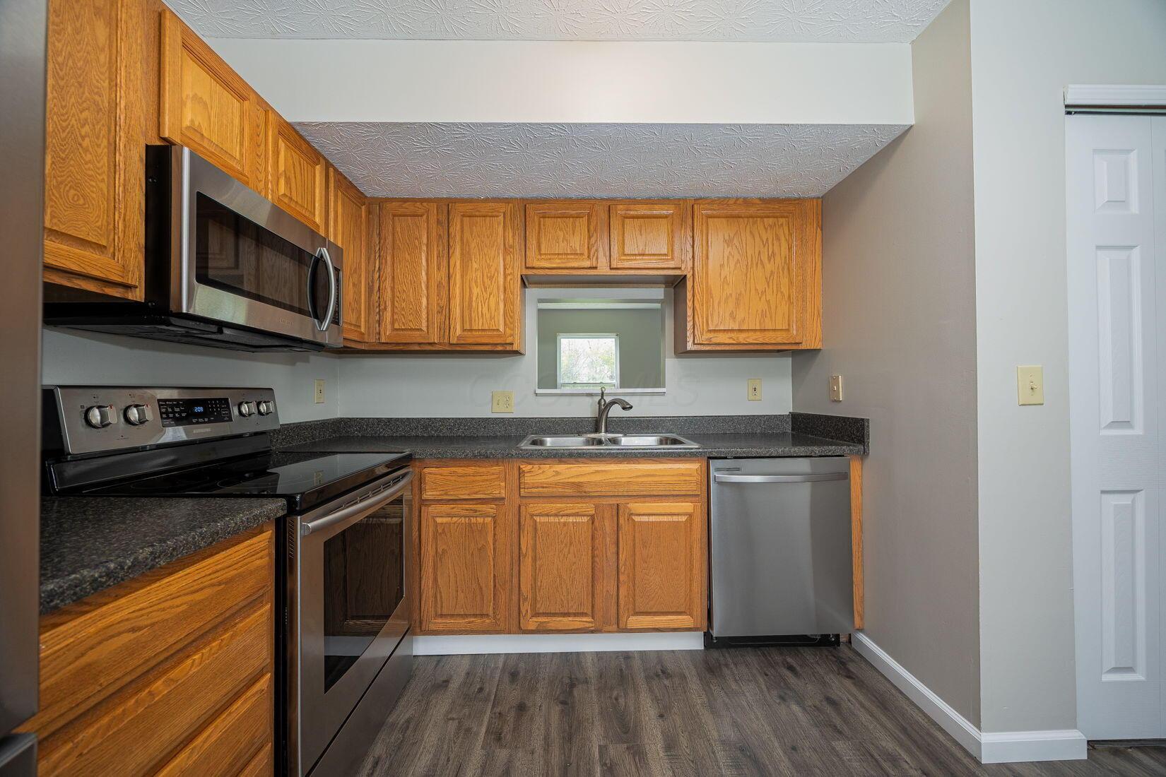 4529 Parkwick Drive, Columbus, Ohio image 5