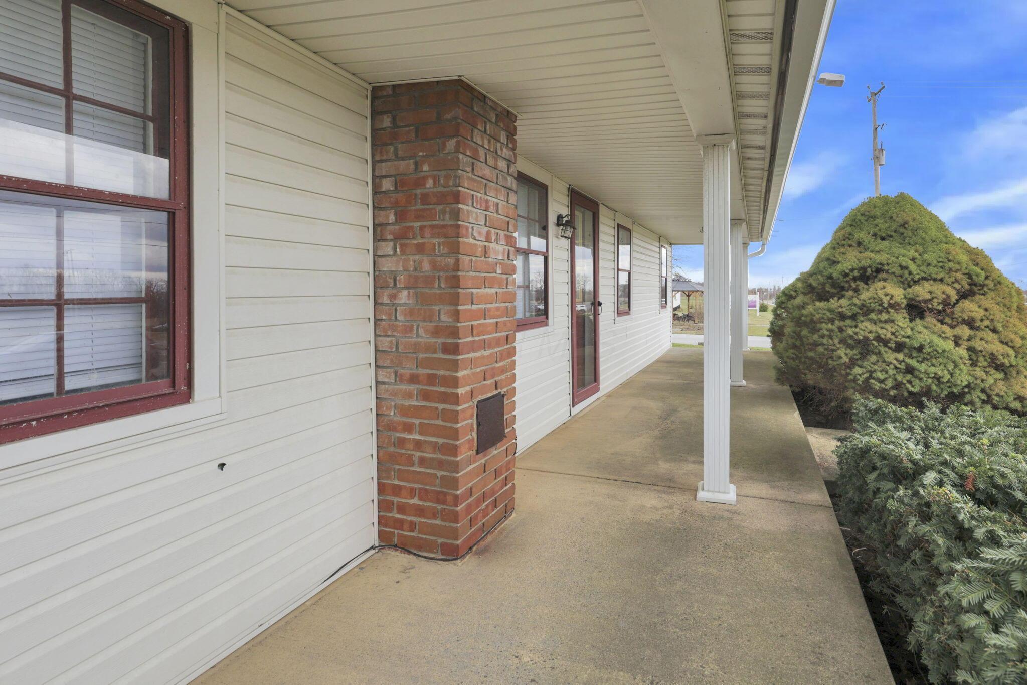 3270 Barnes Road, Centerburg, Ohio image 5