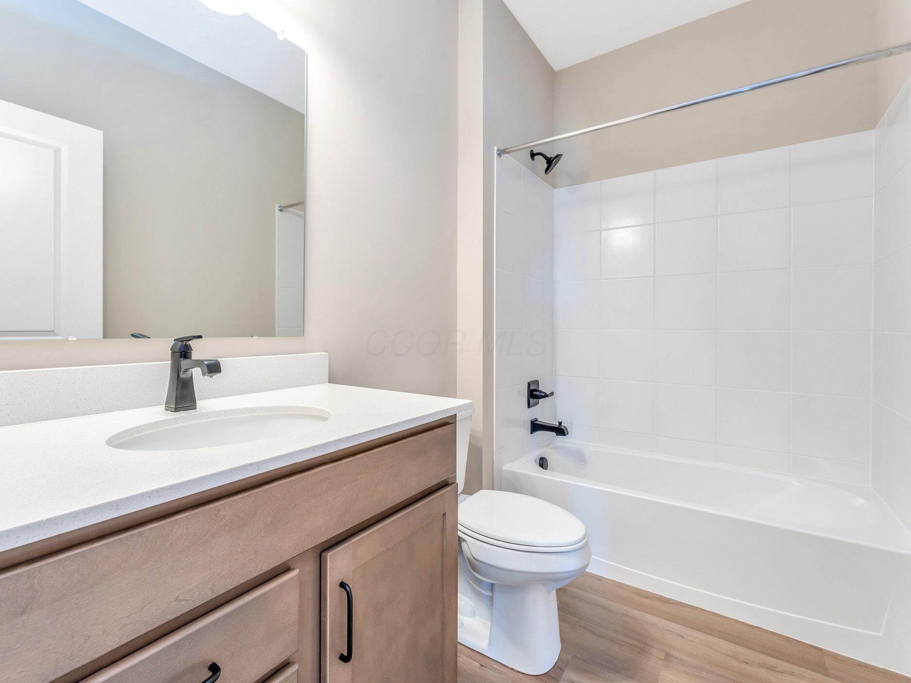 30 Erin Hills Road, Commercial Point, Ohio image 3