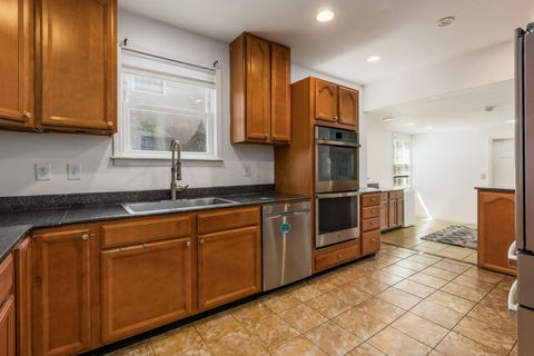 Tiny photo for 2640 Sherwood Road, Bexley, OH 43209 (MLS # 226018127)