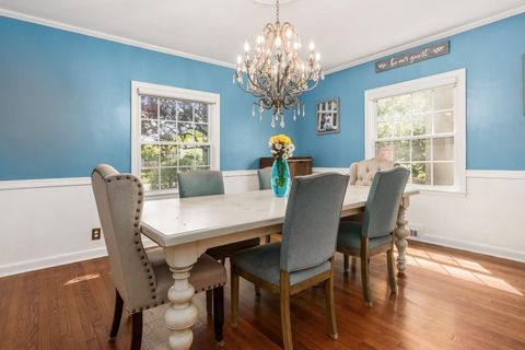 Tiny photo for 2640 Sherwood Road, Bexley, OH 43209 (MLS # 226018127)