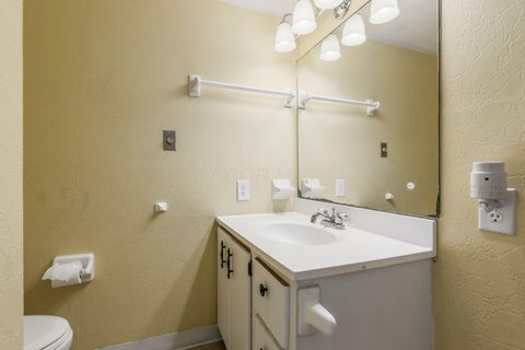 Tiny photo for 2640 Sherwood Road, Bexley, OH 43209 (MLS # 226018127)
