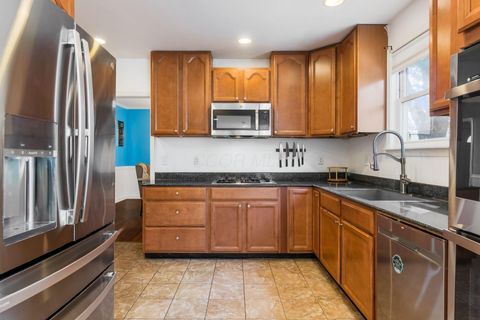 Tiny photo for 2640 Sherwood Road, Bexley, OH 43209 (MLS # 226018127)