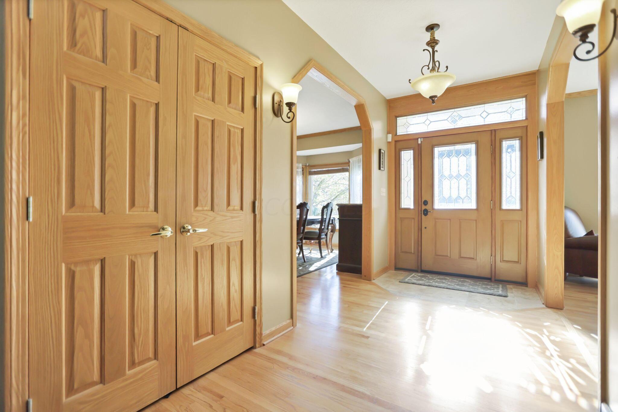 155 Victoria Drive, Granville, Ohio image 3