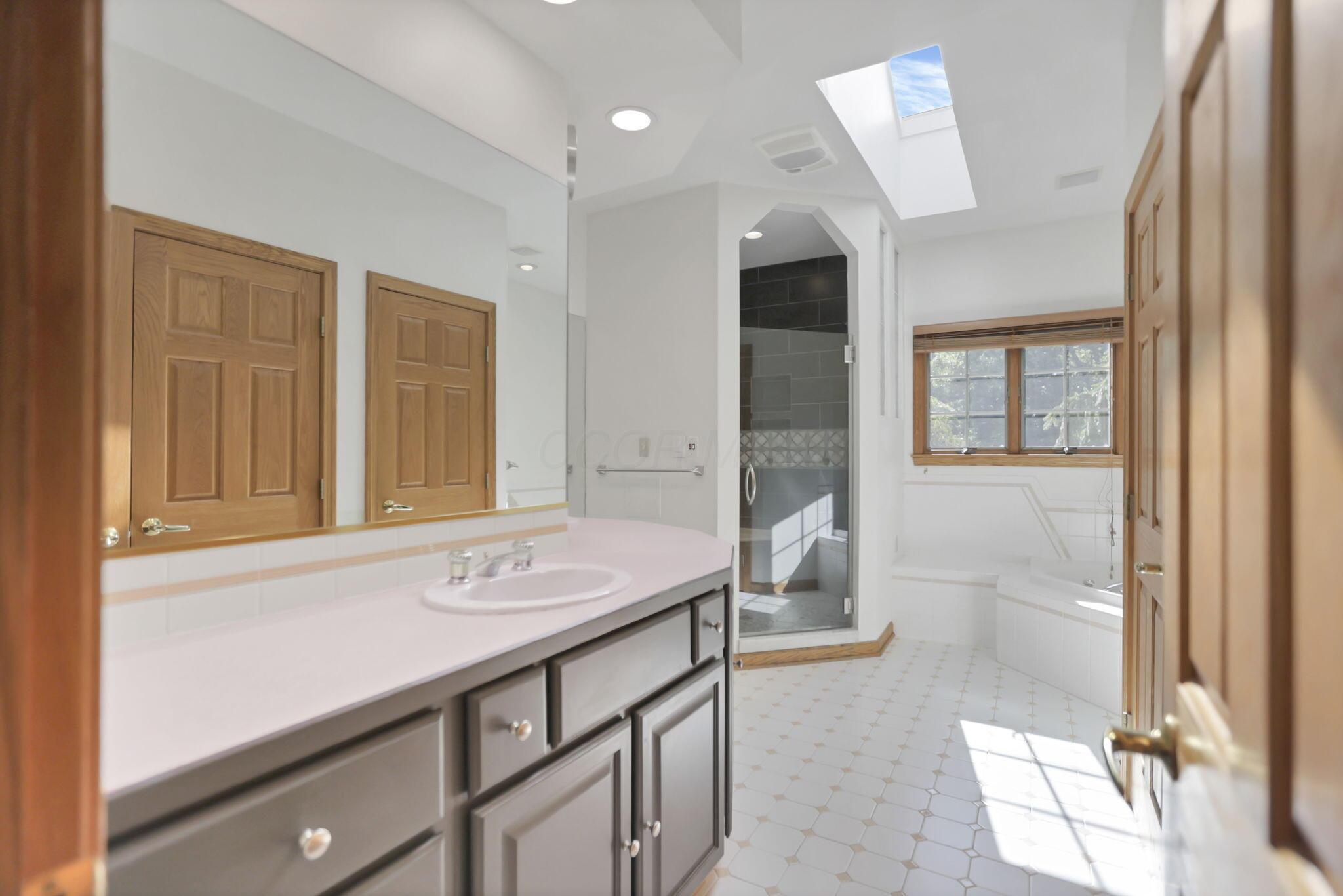 155 Victoria Drive, Granville, Ohio image 15