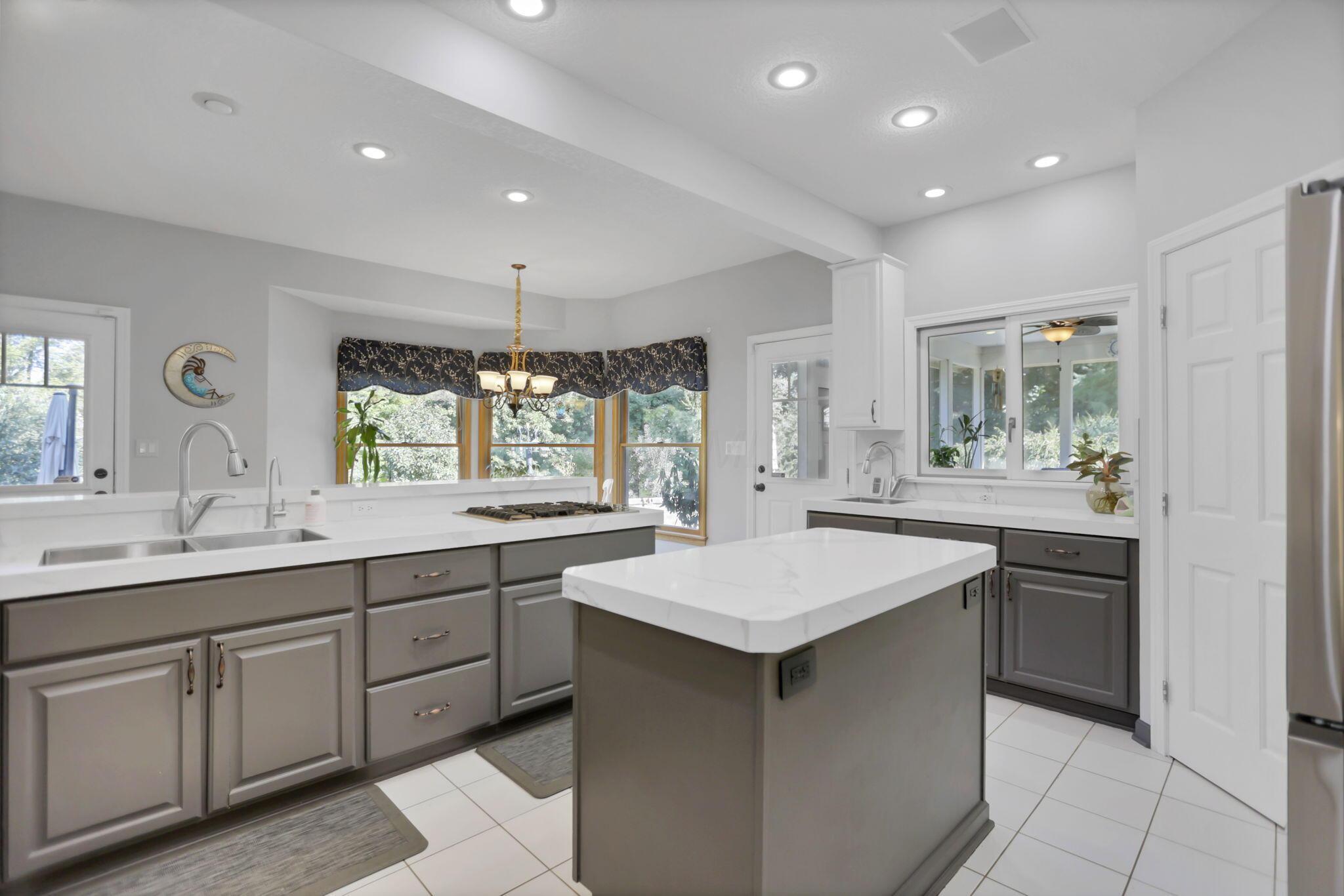 155 Victoria Drive, Granville, Ohio image 10