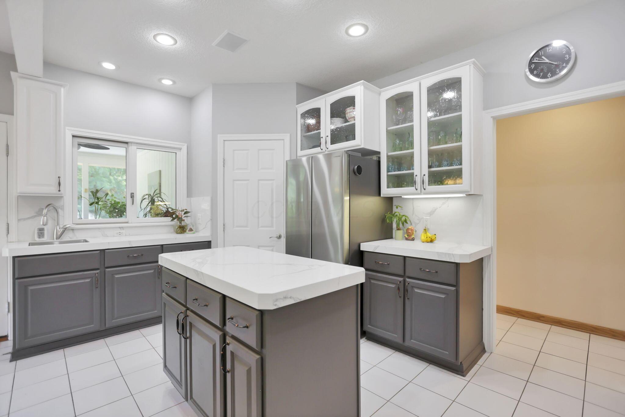 155 Victoria Drive, Granville, Ohio image 11
