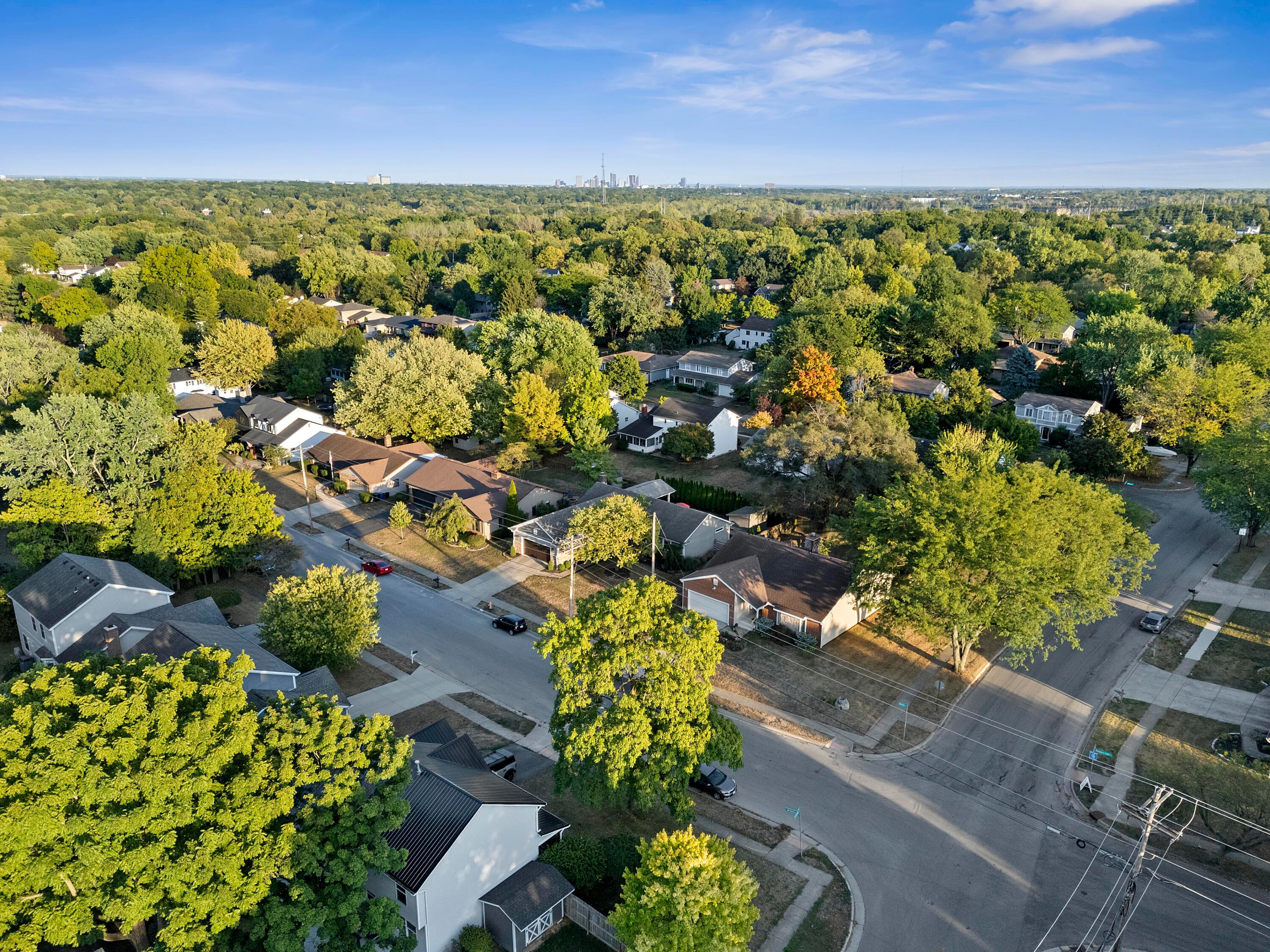 View Columbus, OH 43221 house