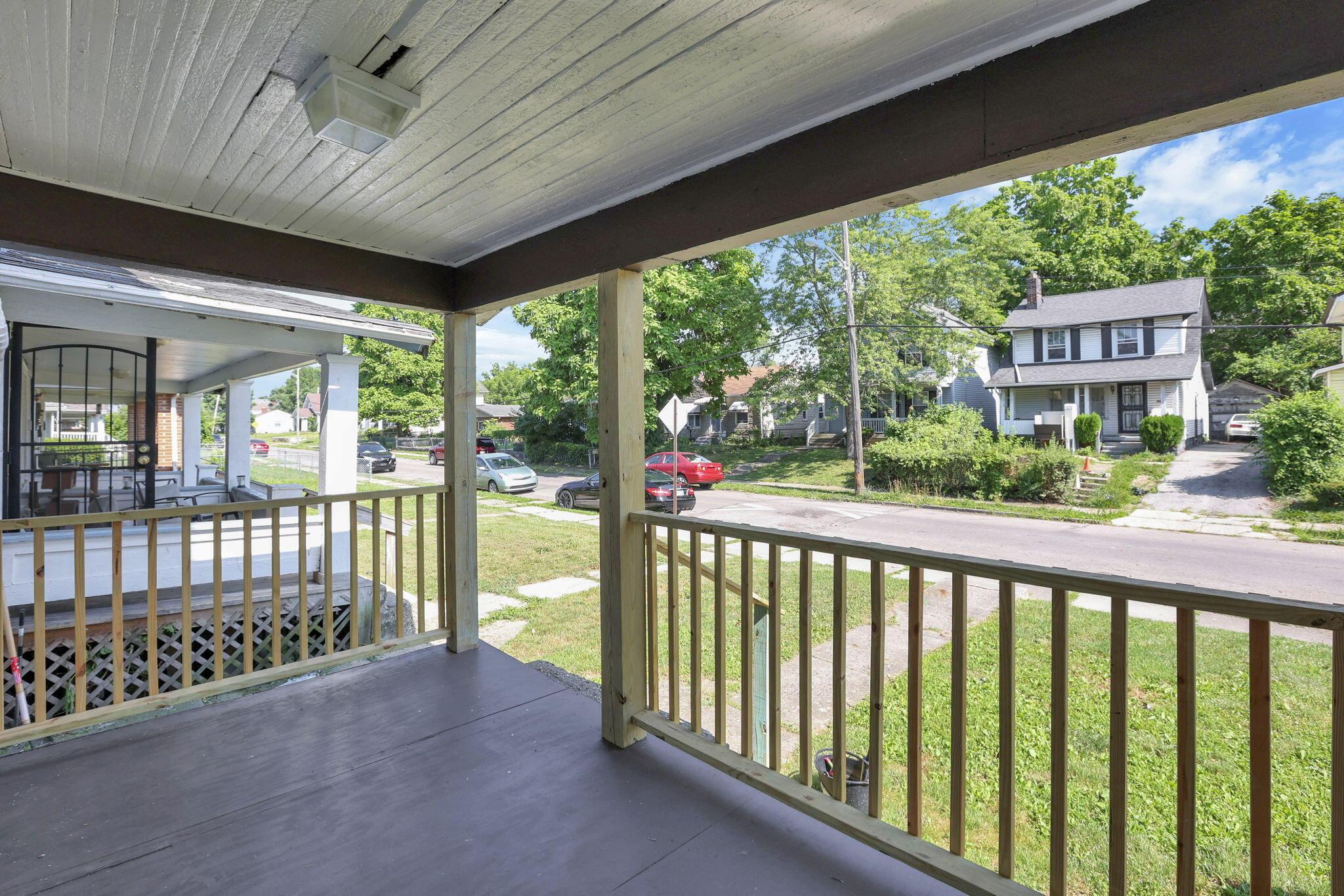 1369-1371 E 18th Avenue