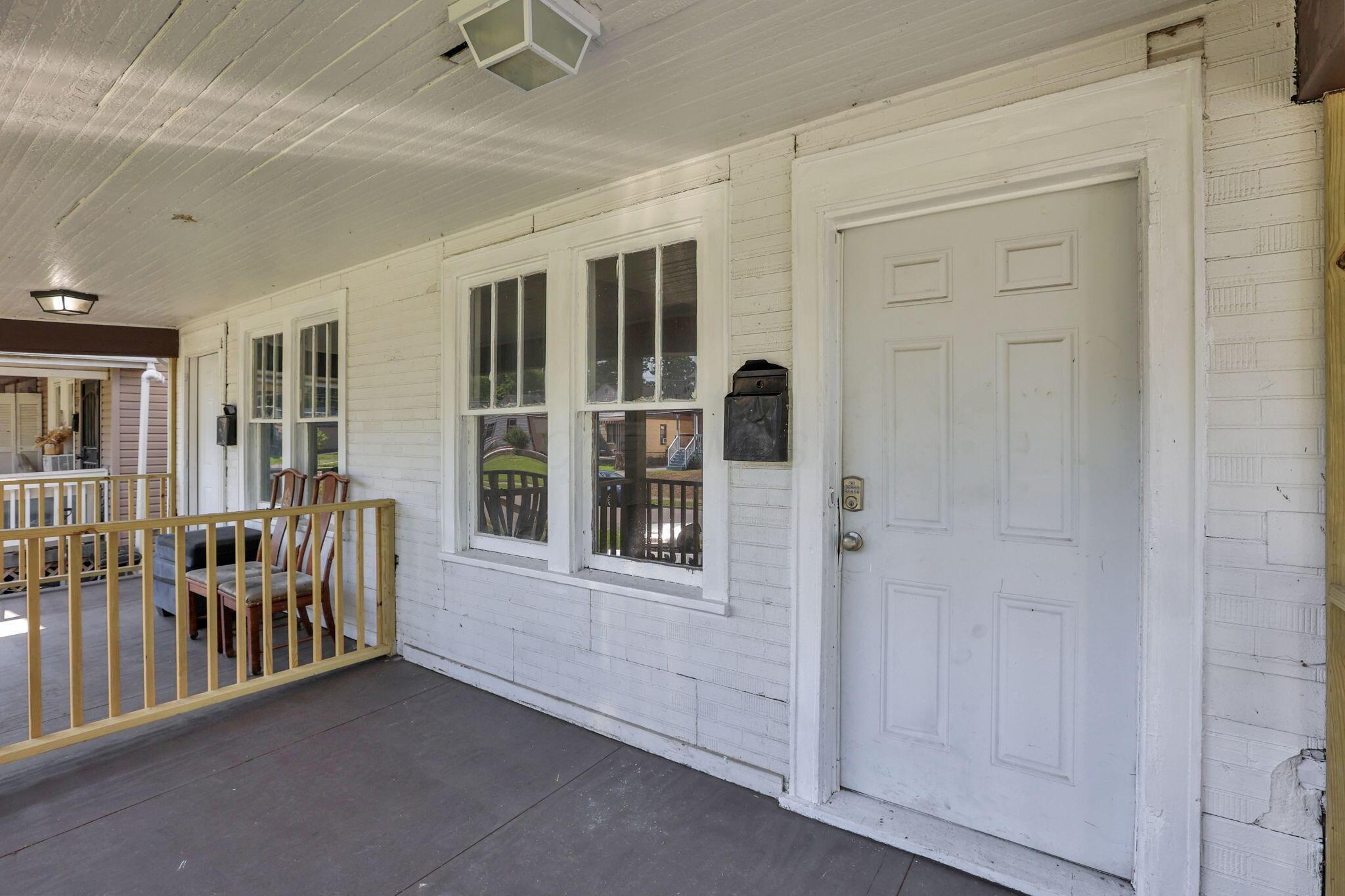 1369-1371 E 18th Avenue