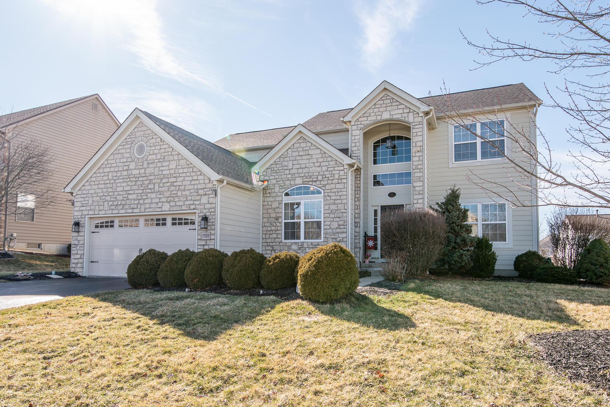 7533 Walnut Drive, Canal Winchester, Ohio image 1