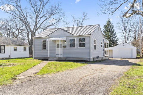 Photo of 1885 Case Road, Columbus, OH 43224 (MLS # 226033400)
