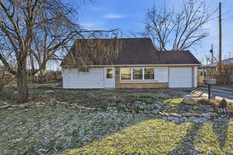 Photo of 2943 Carol Avenue, Grove City, OH 43123 (MLS # 226001563)