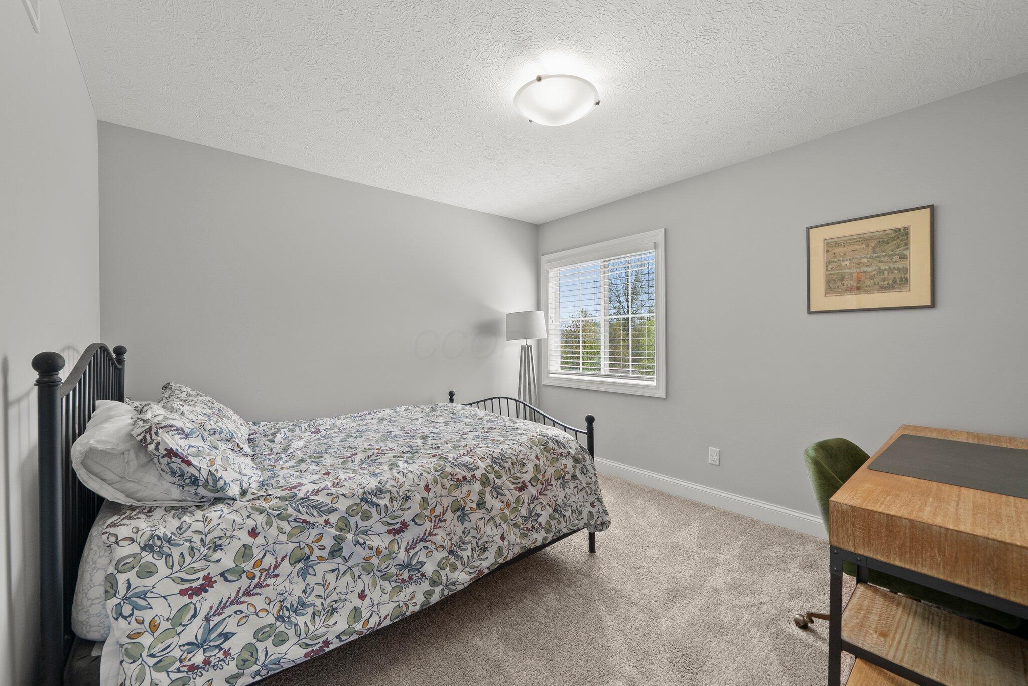 10640 Honeysuckle Way, Plain City, Ohio image 40