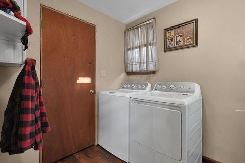 Tiny photo for 1576 Miami Trace Road SE, Washington Court House, OH 43160 (MLS # 225044783)