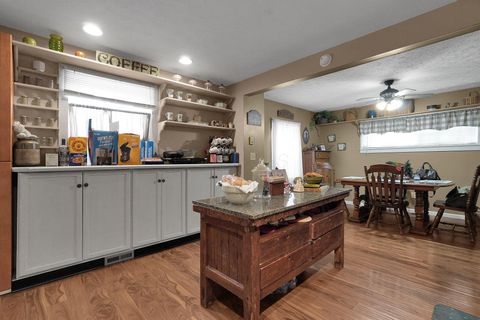 Tiny photo for 1576 Miami Trace Road SE, Washington Court House, OH 43160 (MLS # 225044783)