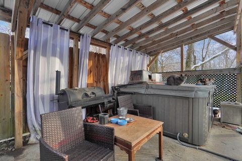 Tiny photo for 1576 Miami Trace Road SE, Washington Court House, OH 43160 (MLS # 225044783)