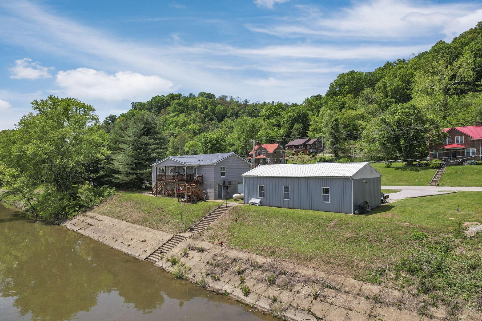 47598 State Route 7, New Matamoras, Ohio image 8