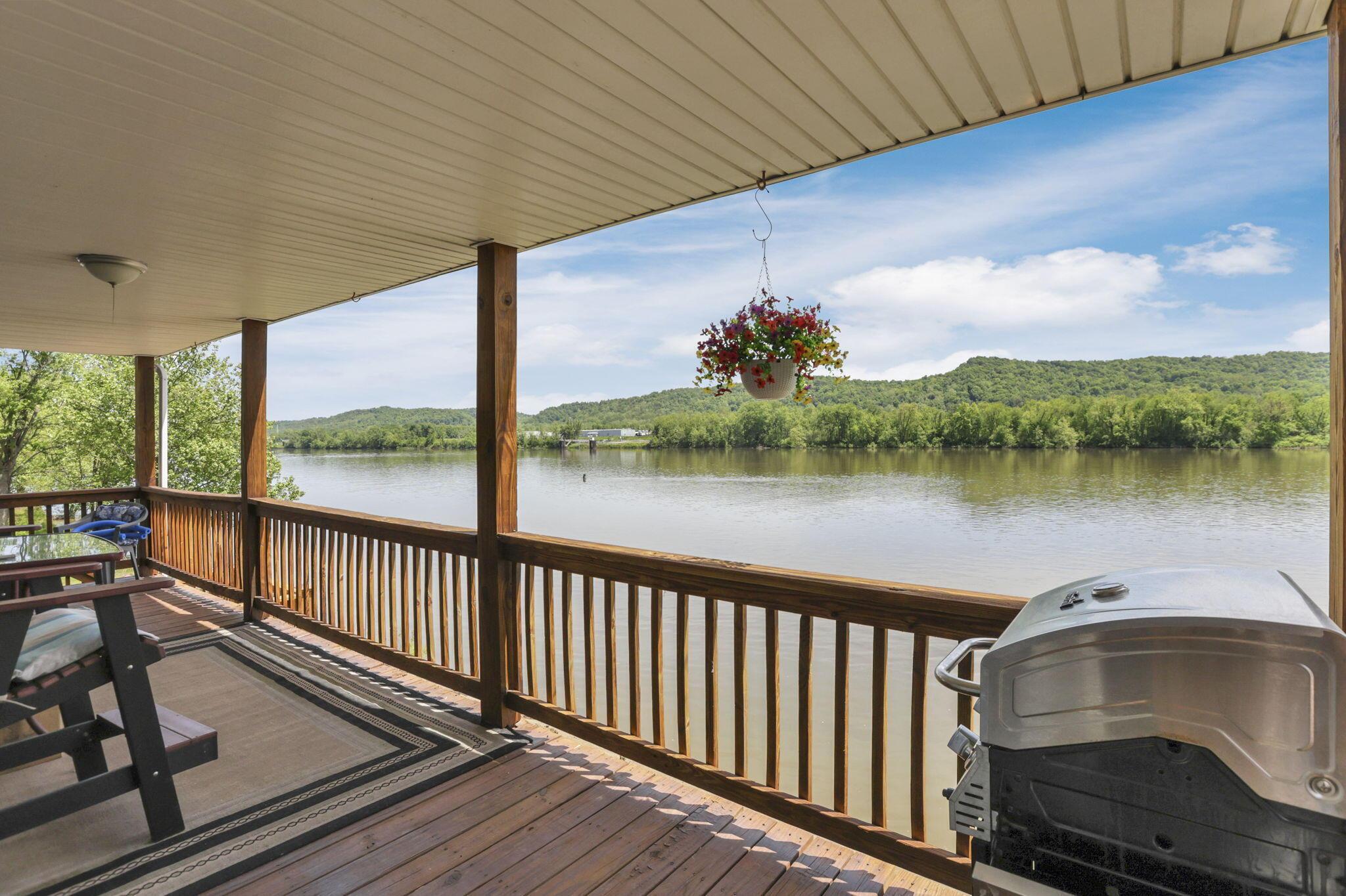 47598 State Route 7, New Matamoras, Ohio image 32