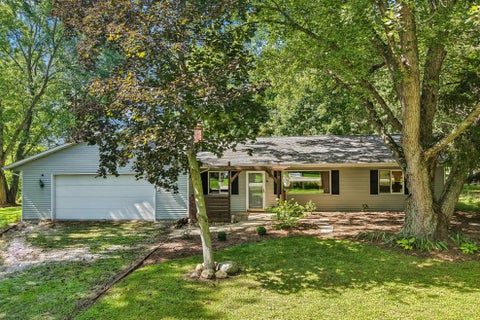 Photo of 2790 Marks Road, Valley City, OH 44280 (MLS # 226035800)